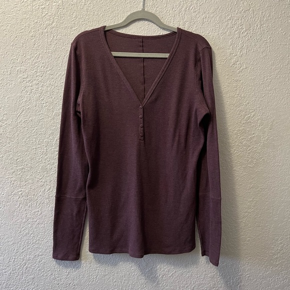 Lululemon Close Call Henley Long Sleeve - Picture 3 of 10